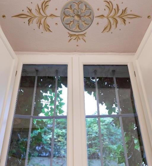 Pension (Hôtel basse catégorie) Palazzo Liberati Apartments