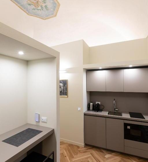 Pension (Hôtel basse catégorie) Palazzo Liberati Apartments