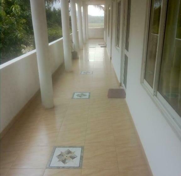 بنسيون Sapumal Rest