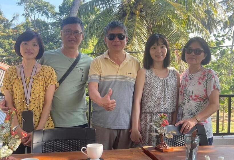 بنسيون Star Canal Cottage