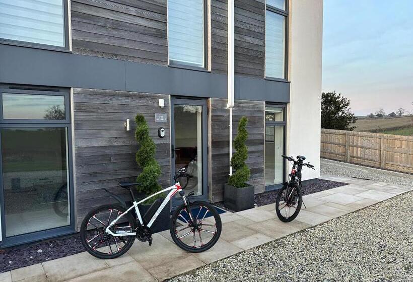 ペンション The Retreat, Sauna & Hot Tub, Charming & Cosy Gem