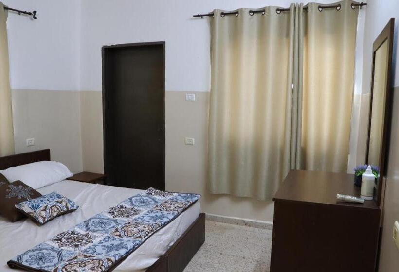 پانسیون Ycc Guesthouse