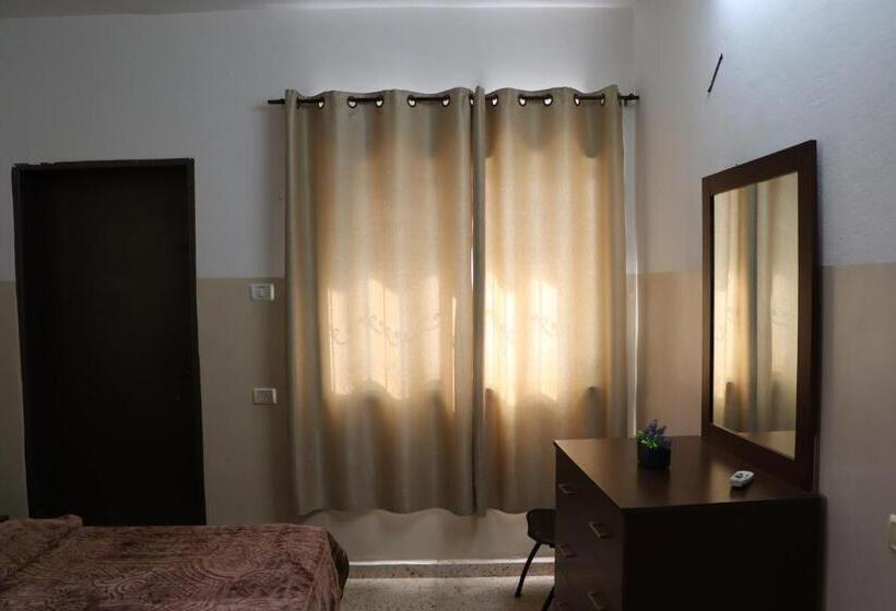 پانسیون Ycc Guesthouse