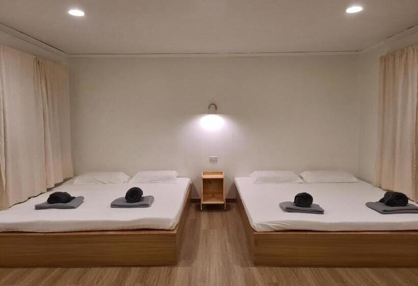 リゾートホテル Khaosok Eco Raft