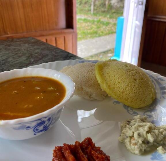 استراحتگاه Sairra   Hotel & Restaurant