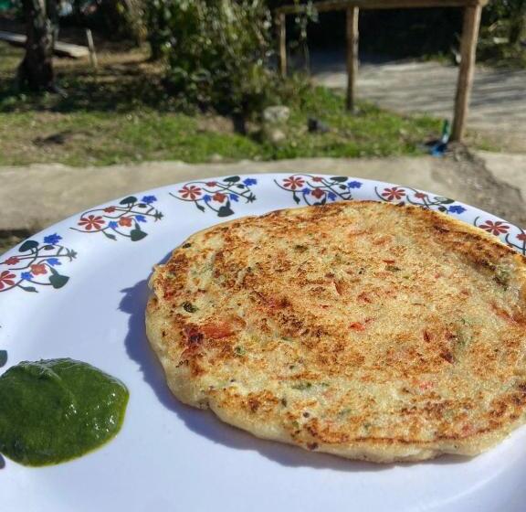 استراحتگاه Sairra   Hotel & Restaurant