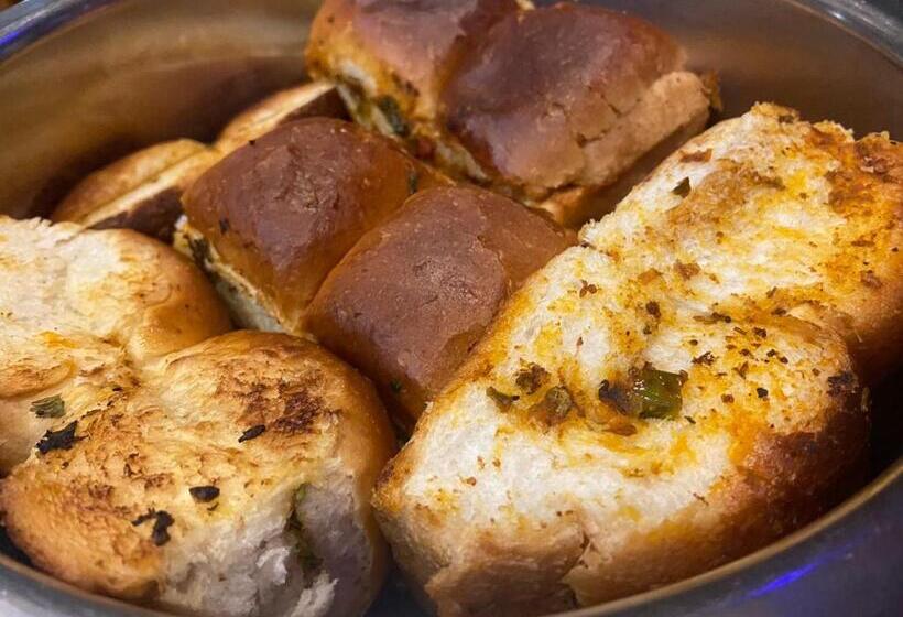 استراحتگاه Sairra   Hotel & Restaurant