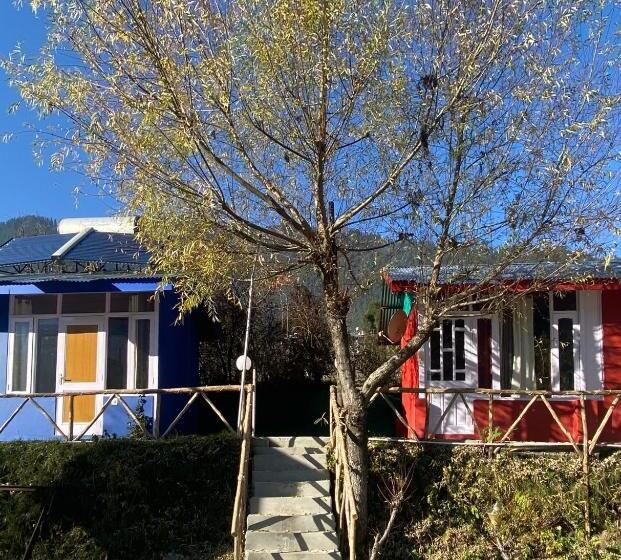 استراحتگاه Sairra   Hotel & Restaurant