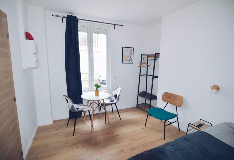 Studios Lsquare Residence Afpa