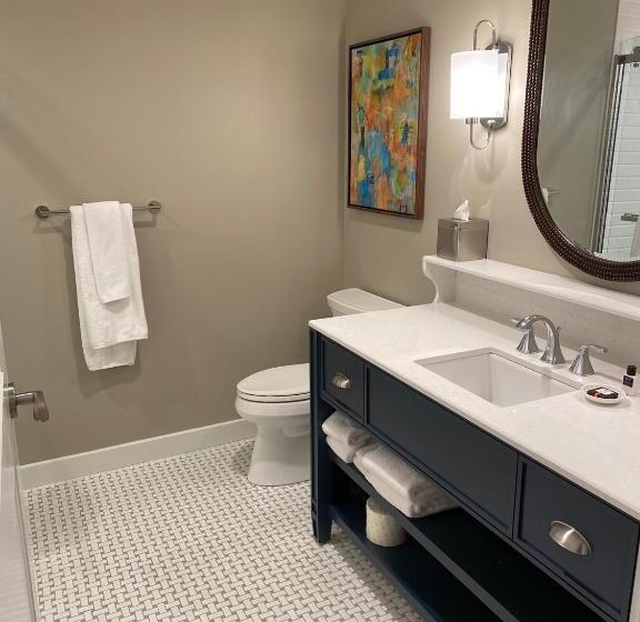 The Shepherd Hotel Downtown Clemson