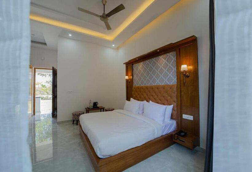 Yellow Tail By Puggles Resorts