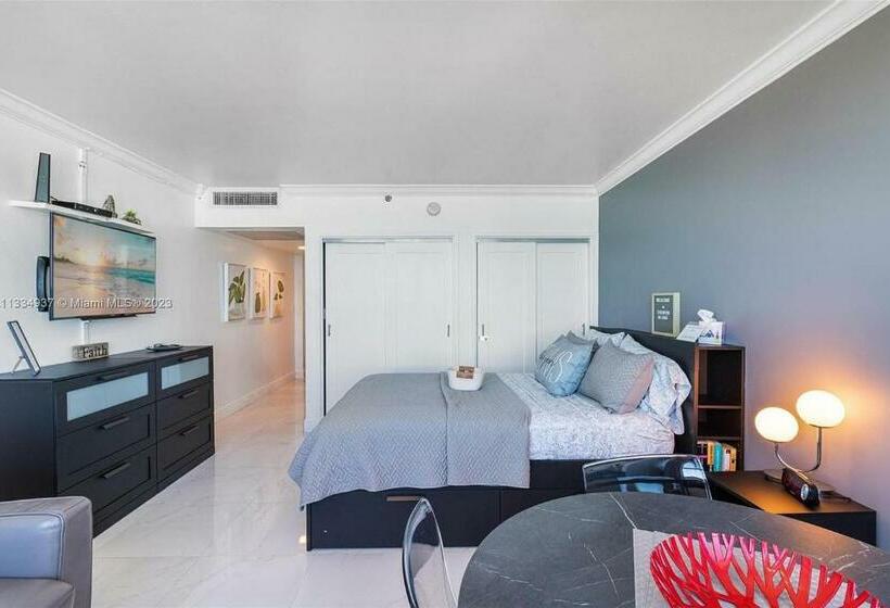 7th   Seven Heaven Miami   Stunning Ocean Front  Free Parking