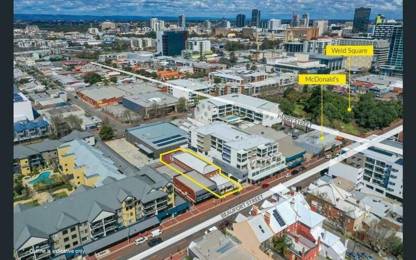 فندق صغير Emu Backpackers Perth   Note   Valid Passport Required For Check In