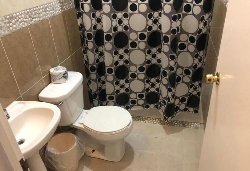 ユースホステル Los Robles