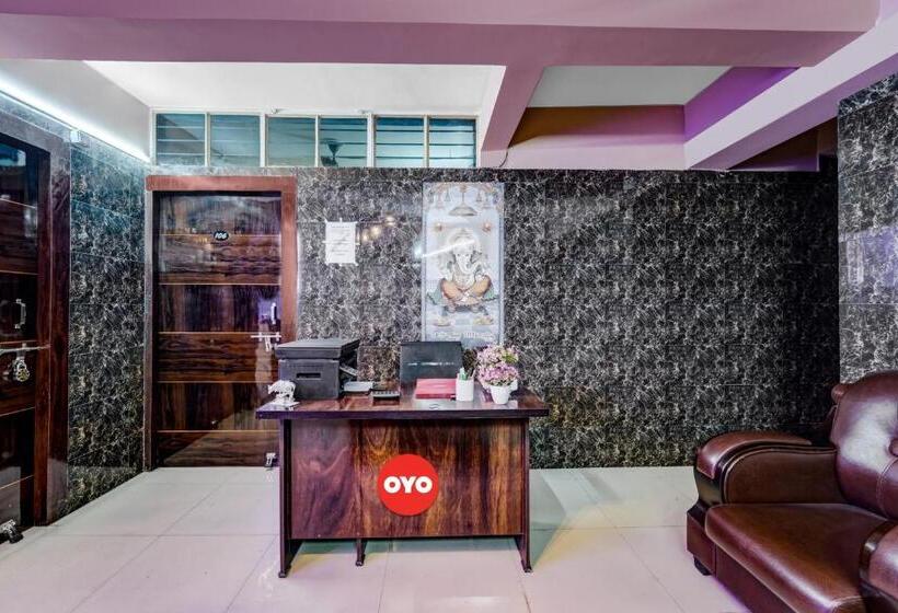 호스텔 Shri Hari Inn