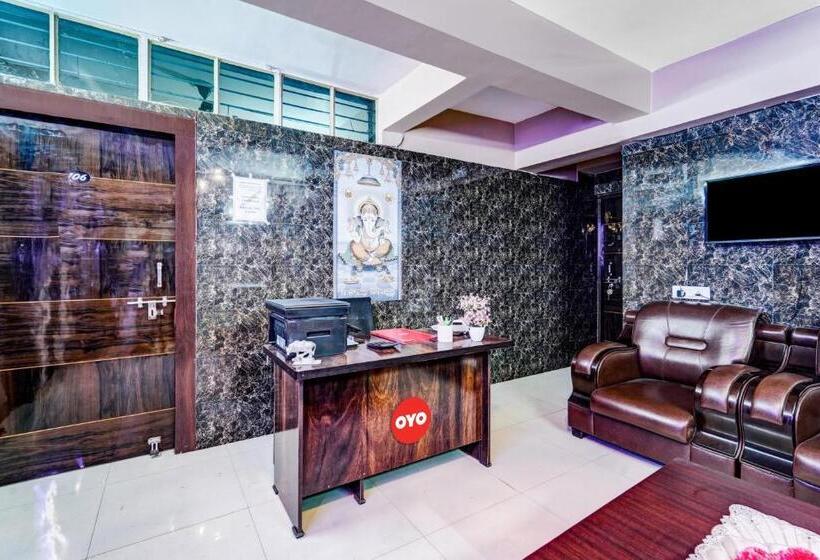 호스텔 Shri Hari Inn