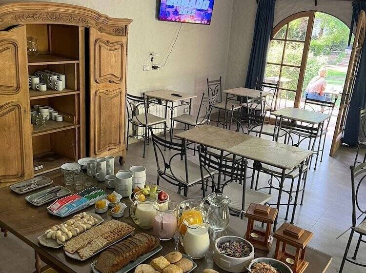 هاستل Terra Campo Posada