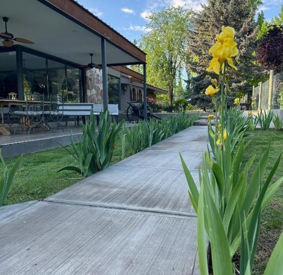 هاستل Terra Campo Posada