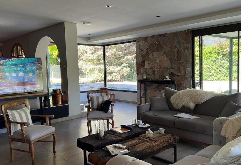 هاستل Terra Campo Posada