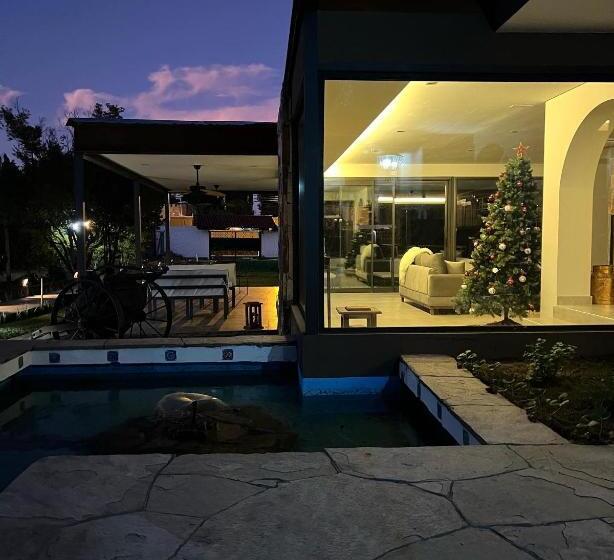 هاستل Terra Campo Posada