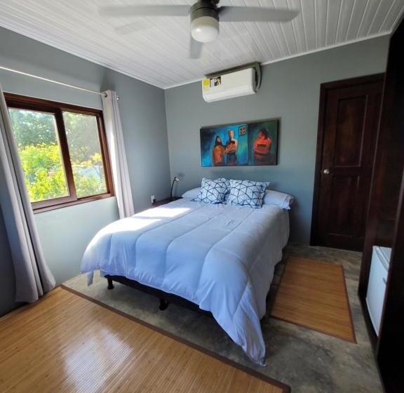 הוסטל The Inn At Punta Mala