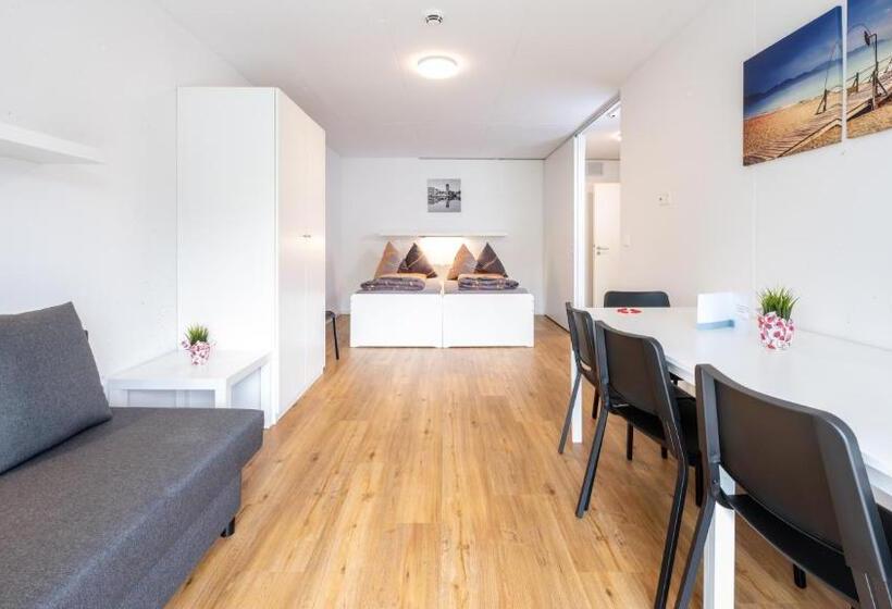 Anstatthotel Goldau   Self Check In