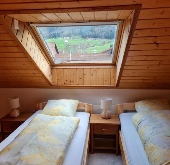 ベッドアンドブレックファースト Dachwohnung In Welschenrohr