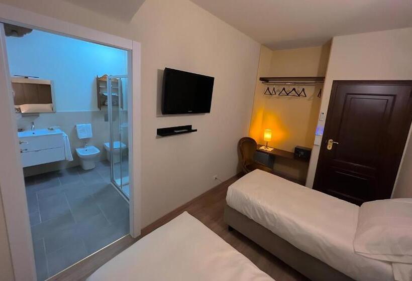 ベッドアンドブレックファースト Dimora Conte Cavour