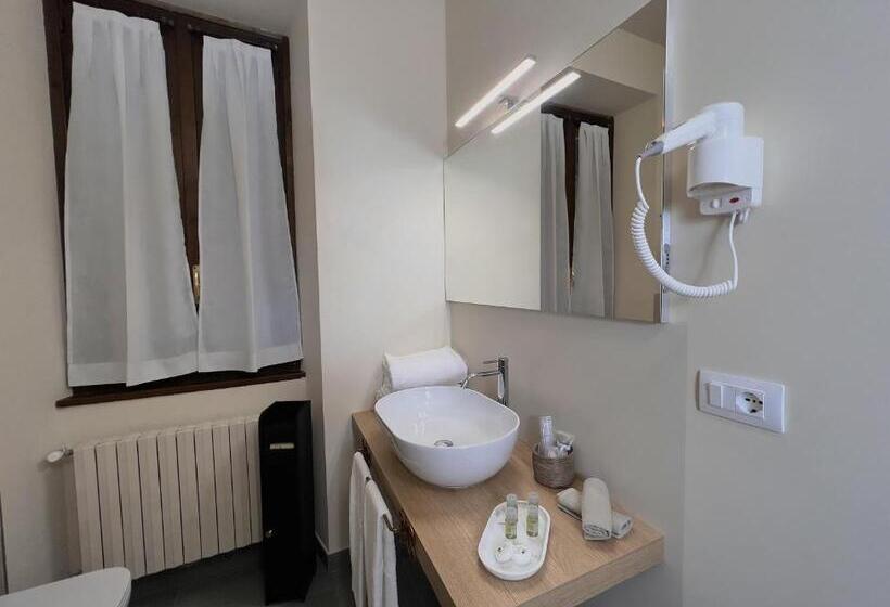 ベッドアンドブレックファースト Dimora Conte Cavour