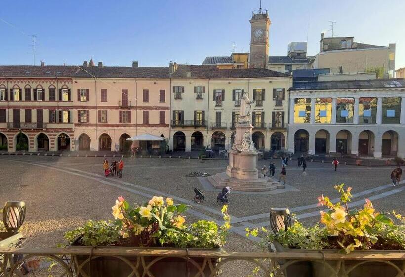 ベッドアンドブレックファースト Dimora Conte Cavour