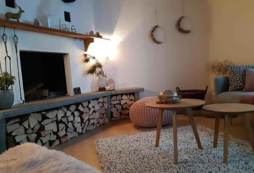 مبيت وإفطار Gästehaus Aemisegg