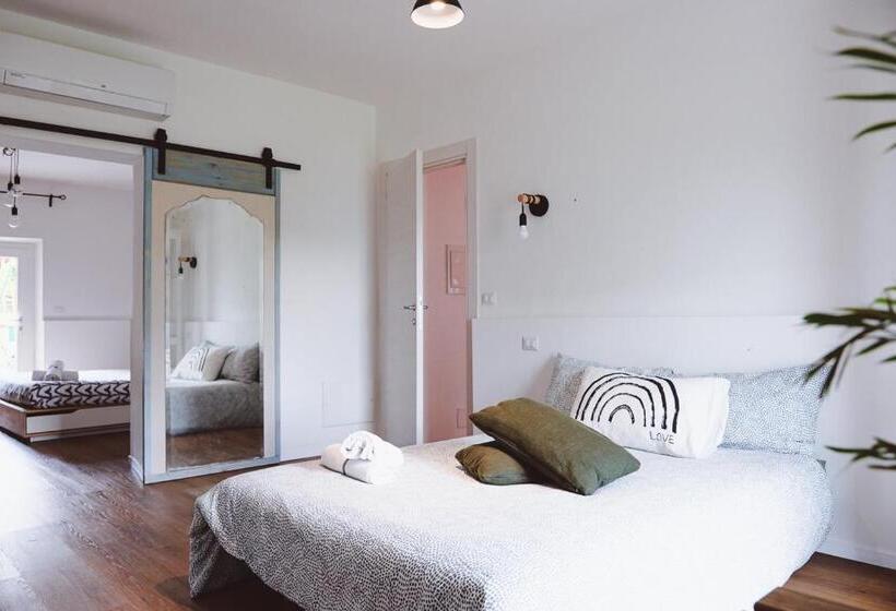 צימר Olio Su Tela