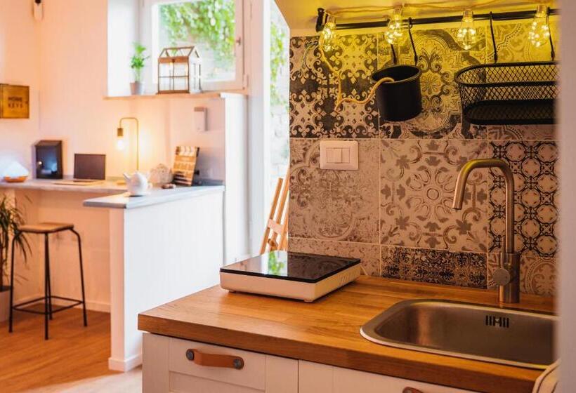 צימר Olio Su Tela