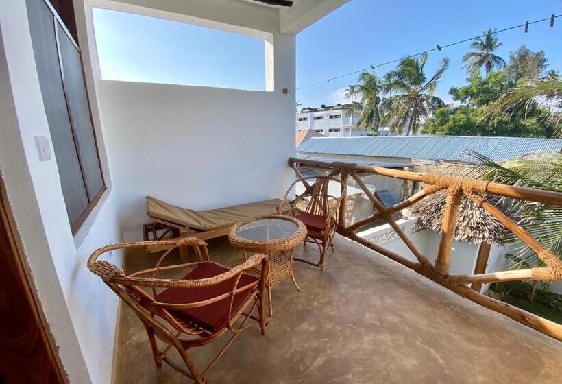 تختخواب و صبحانه Zuzanu House