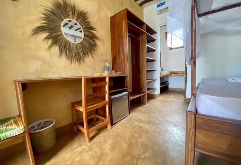 تختخواب و صبحانه Zuzanu House