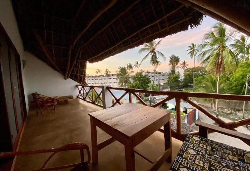 تختخواب و صبحانه Zuzanu House