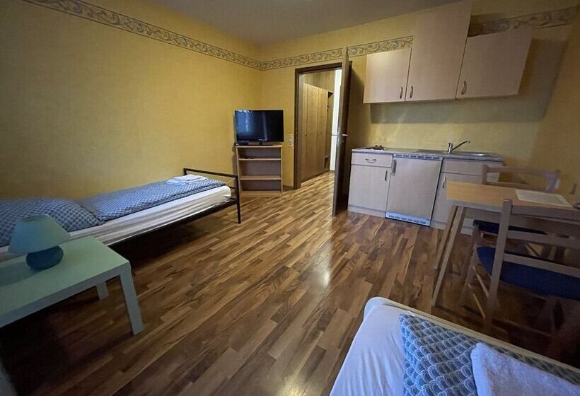 호텔 Restaurant Benny