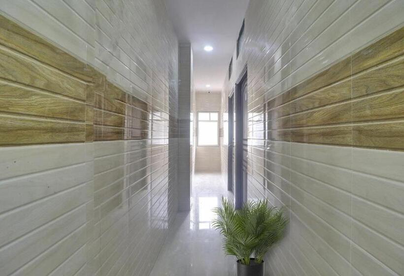 בית מלון כפרי O Ashoka Classic Near Gokul Chat