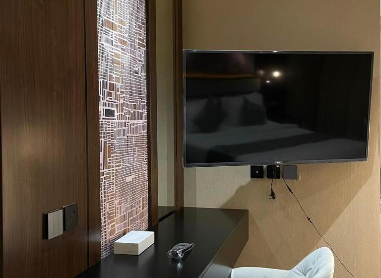 Horizon Hotel Suites