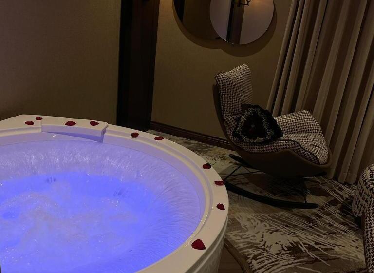 Horizon Hotel Suites