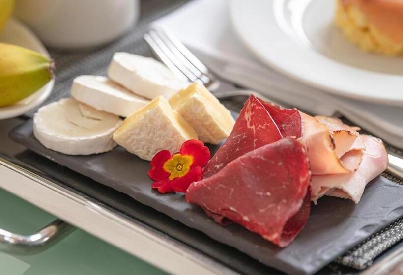 Horizon Hotel Suites