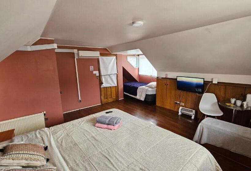 Hostal Casona Del Mar