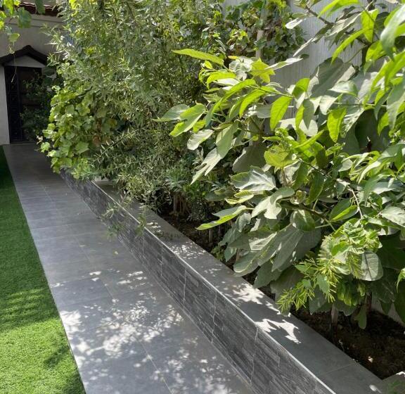 호텔 شاليهات لافندر الباحه بلجرشي