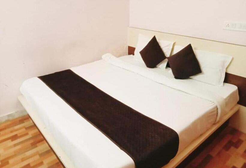 בית מלון כפרי Arya Inn