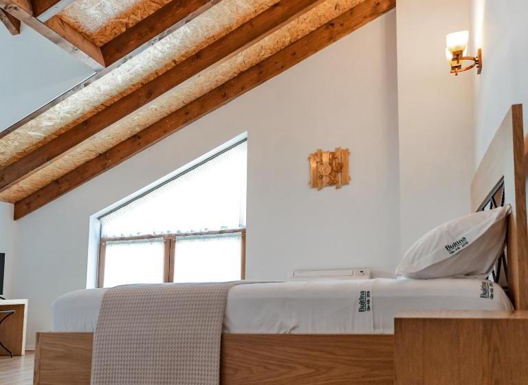 酒店 Gle Alb Agrotourism