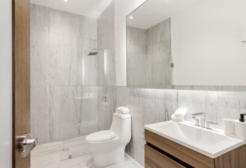 هتل Casa Herrmann Suites