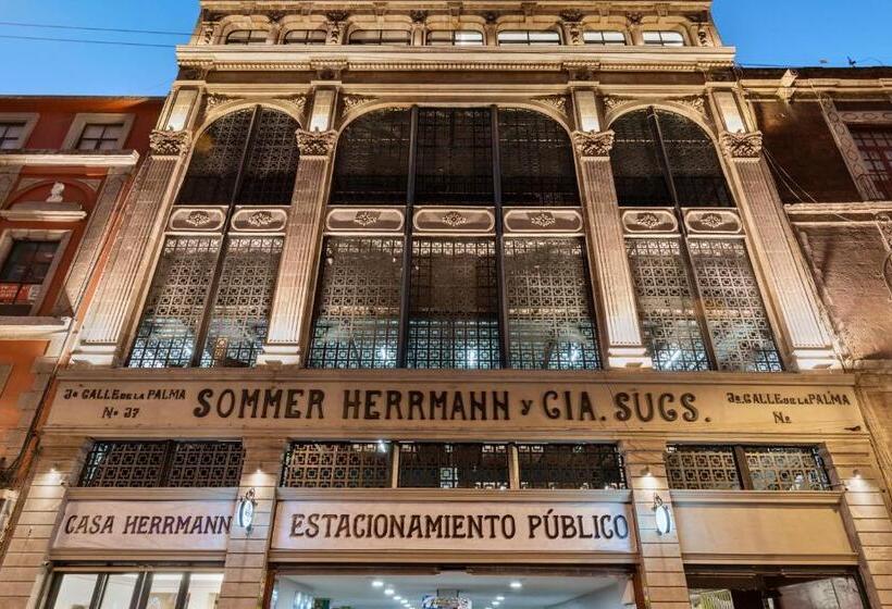 هتل Casa Herrmann Suites