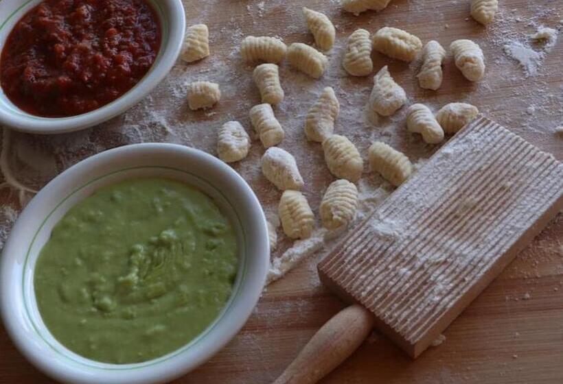 ホテル Cascina Angelina