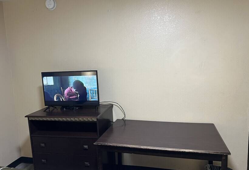 Отель Country Inn Giddings