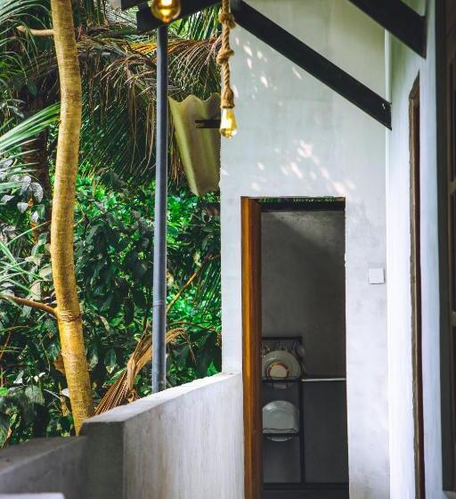 Отель Cozy Resort